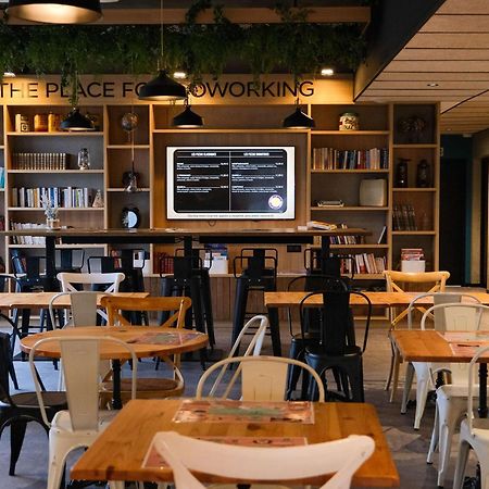 Greet Hotel Orthez Bearn Εξωτερικό φωτογραφία