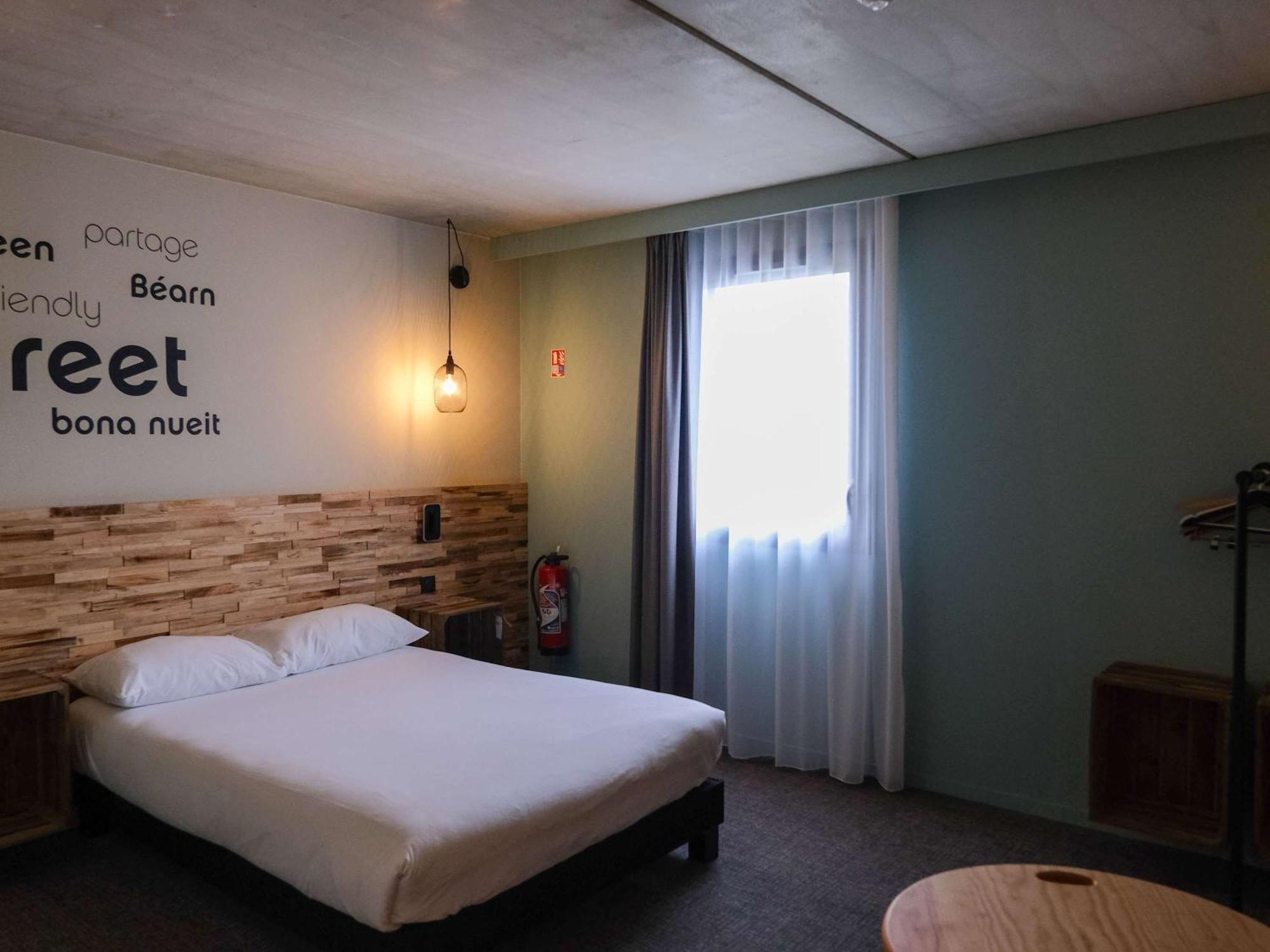 Greet Hotel Orthez Bearn Εξωτερικό φωτογραφία